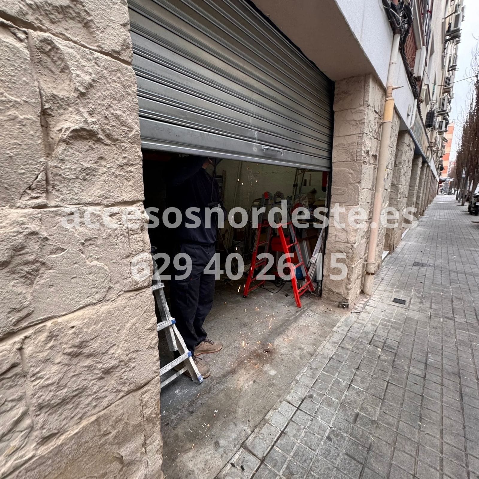 instalación de persianas de local