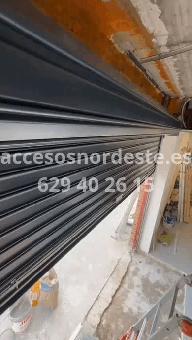 instalación de persianas metálicas